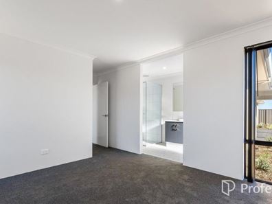 6 Poseidon Way, Glenfield WA 6532