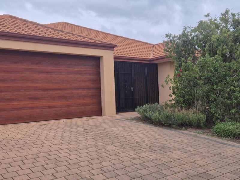 24 Frederick Way, Wannanup WA 6210