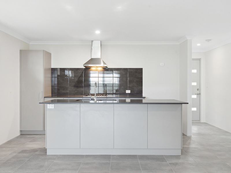 12 Gambier Grove, Eglinton WA 6034
