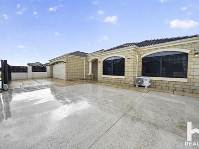 8 Bittern Way, Bennett Springs WA 6063