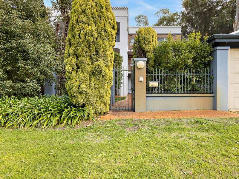 1/5 Doherty Road, Coolbellup WA 6163
