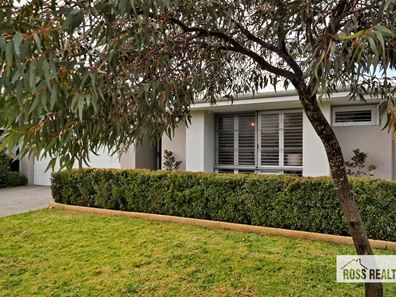 27 Aquila Crescent, Bennett Springs WA 6063