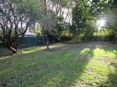 12 Swanstone Street, Collie WA 6225