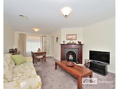 16 Etchell Mews, Waikiki WA 6169
