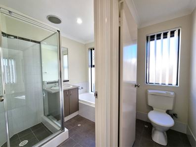 37 Holmes Street, Southern River WA 6110
