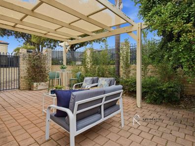 98a Beatrice Street, Innaloo WA 6018