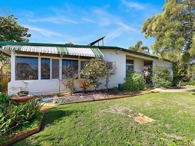 51 Watling Avenue, Lynwood WA 6147
