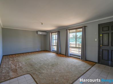 65 Tulloch Drive, Dongara WA 6525