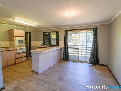 65 Tulloch Drive, Dongara WA 6525