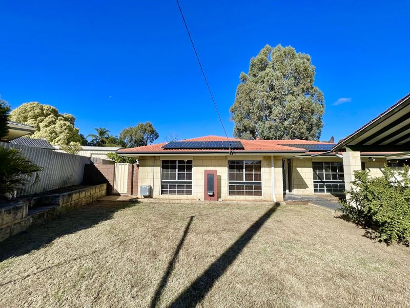 21 Akebia Way, Forrestfield WA 6058