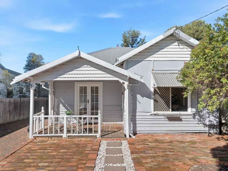 41 Kitchener Avenue, Bayswater