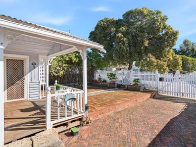 41 Kitchener Avenue, Bayswater WA 6053