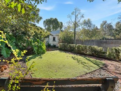41 Kitchener Avenue, Bayswater WA 6053
