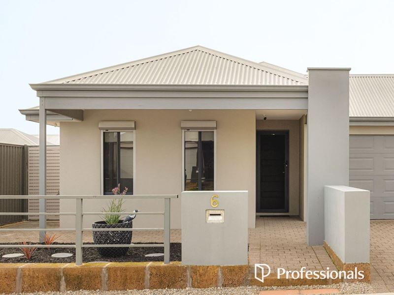 6 Hazewinkel Gardens, Champion Lakes
