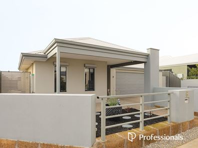 6 Hazewinkel Gardens, Champion Lakes WA 6111