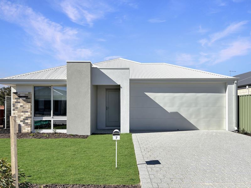 7 Malachite Way, Henley Brook WA 6055
