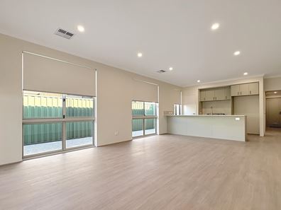 7 Malachite Way, Henley Brook WA 6055