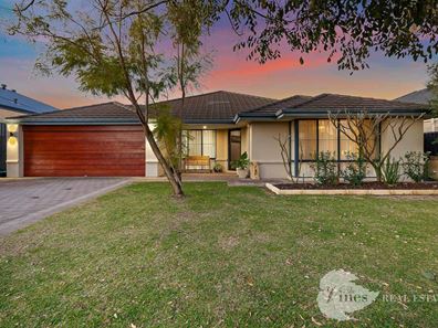 14 Pirianda Way, Aveley WA 6069