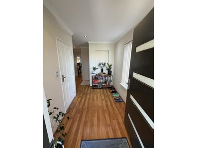 1/21 Templeman Place, Midland WA 6056