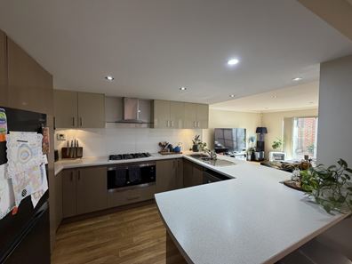 1/21 Templeman Place, Midland WA 6056