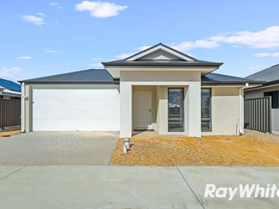 12 Washburn Way, Lakelands WA 6180