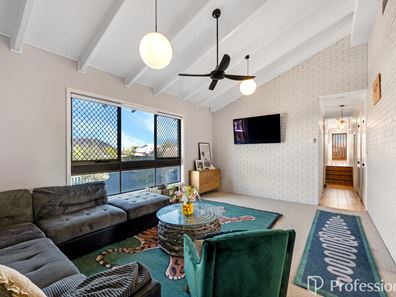 1 Frederick Street, Bluff Point WA 6530