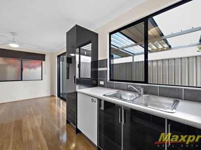 15A Nowranie Place, Hillman WA 6168