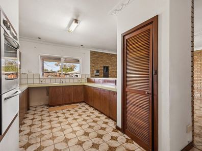2 Brockman Road, Midland WA 6056