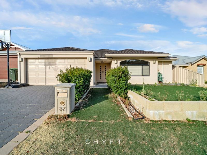 37 Turner  Parkway, Carramar WA 6031