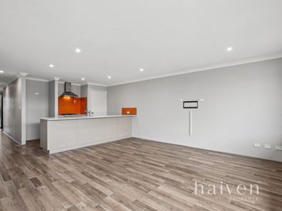 32 RYHILL CRESCENT, Wellard WA 6170