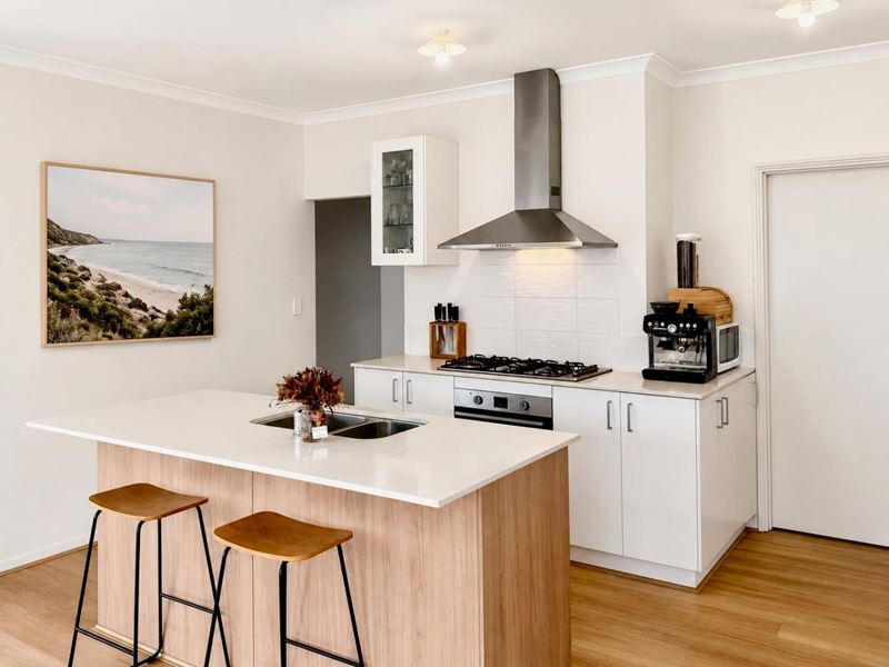 22 Fleetwood Loop, Dunsborough WA 6281