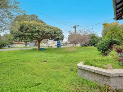 25 Harry Street, Gosnells WA 6110