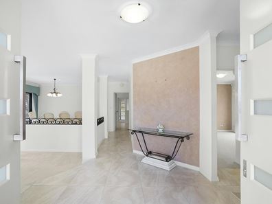 6 Cronulla Place, Hillarys WA 6025