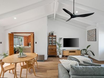 23 Elfreda Avenue, Sorrento WA 6020
