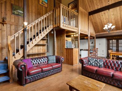6 Burton Road, Darlington WA 6070