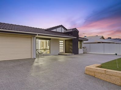28 Yanrey Street, Golden Bay WA 6174