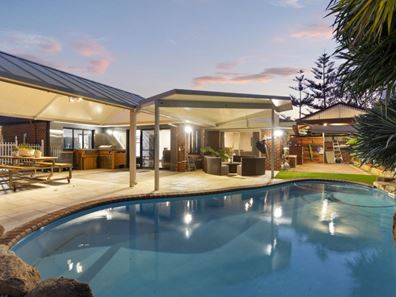 2 Hermite Rise, Sorrento WA 6020