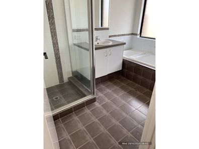 10 Lifford Street, Utakarra WA 6530