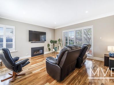 19 Parker Place, Winthrop WA 6150