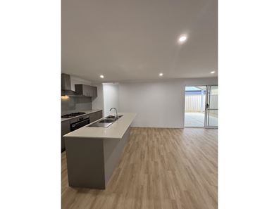 16 Alverston Boulevard, Haynes WA 6112