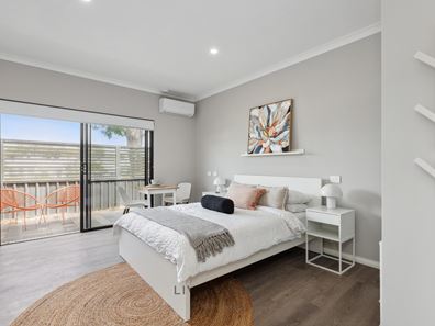 Room/1  38 Tranquil Loop, Baldivis WA 6171