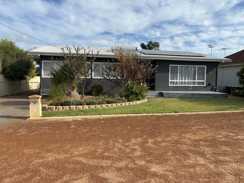 18 Walter Street, Beresford WA 6530