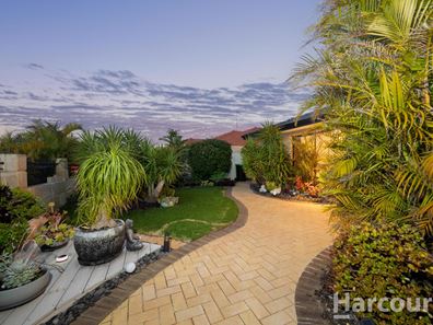14 Wandana Grove, Currambine WA 6028