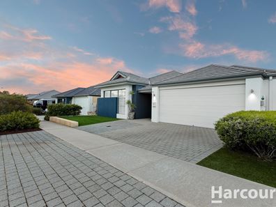 13 Kendari Road, Clarkson WA 6030