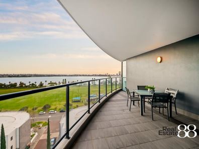 32/100 Terrace Road, East Perth WA 6004