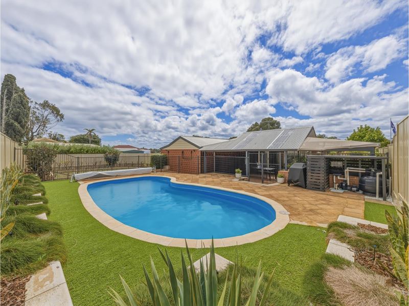 1 Eldon Close, Merriwa WA 6030