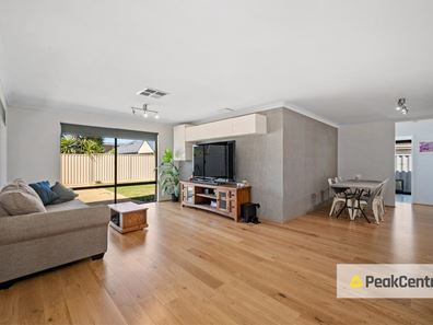 21 Noosa Drive, Secret Harbour WA 6173