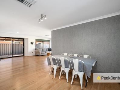 21 Noosa Drive, Secret Harbour WA 6173