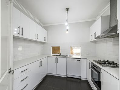 3/174 Gwenyfred Road, Kensington WA 6151