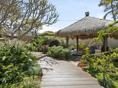 44 Cowper Road, Sorrento WA 6020